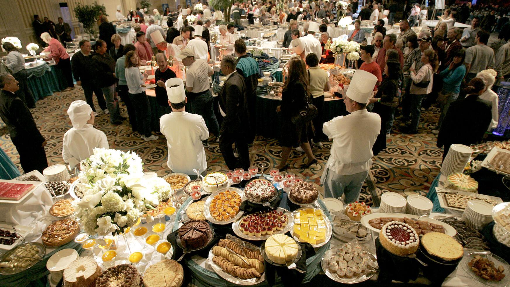 WORLDS LARGEST BUFFET